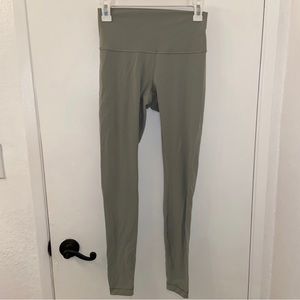 lululemon leggings size 6